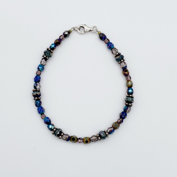 Faceted Crystal Glass Iridescent Beaded Bracelet With 925 Sterling Silver Clasp - Picture 7 of 7